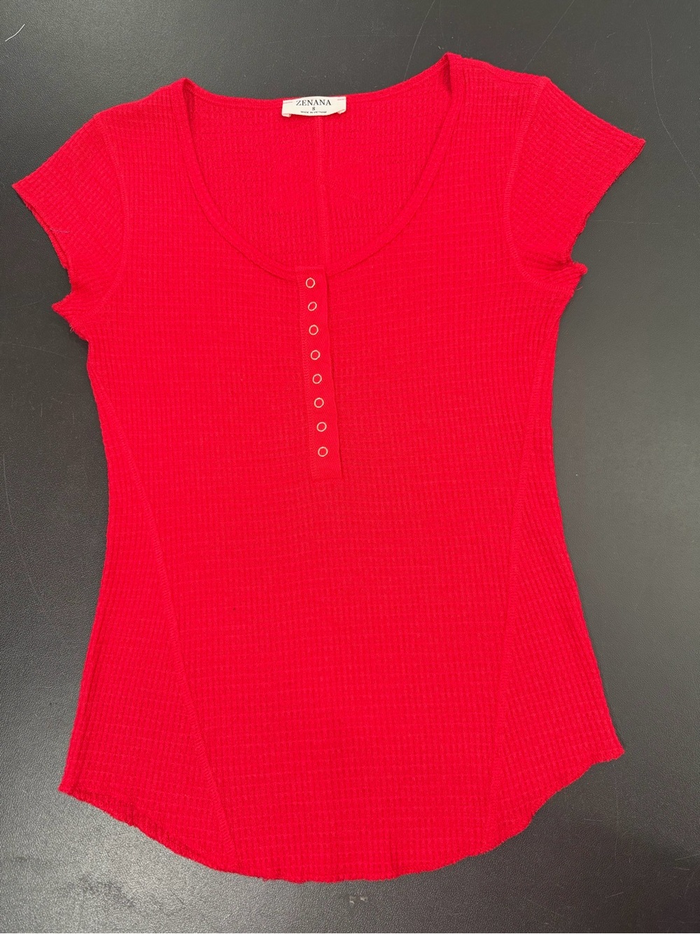 Zenana Outfitters Bright Red Short Sleeve Ribbed Henley Top